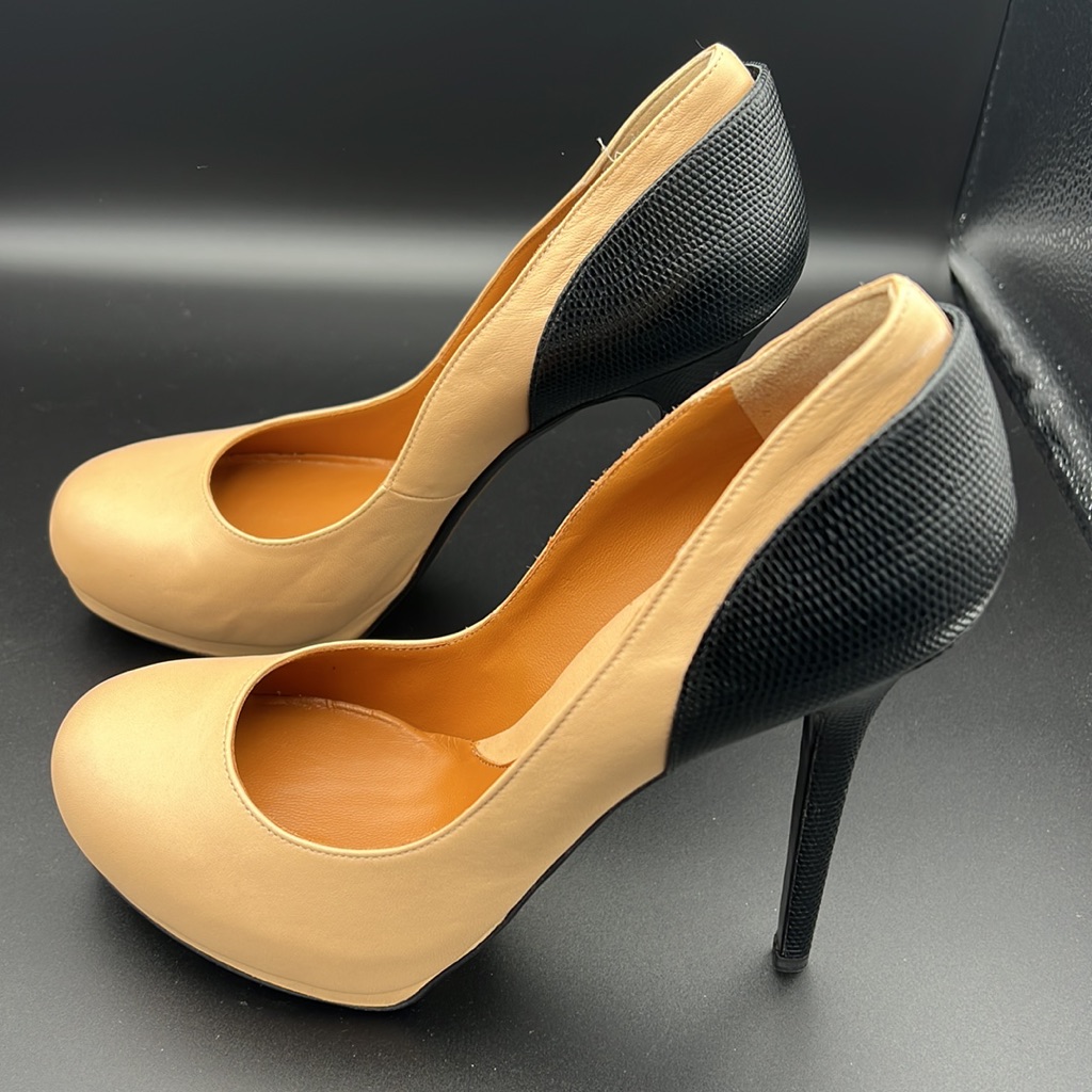 Brand New Fendi Shoes Size 40